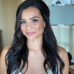 Meet your Posher, Desi